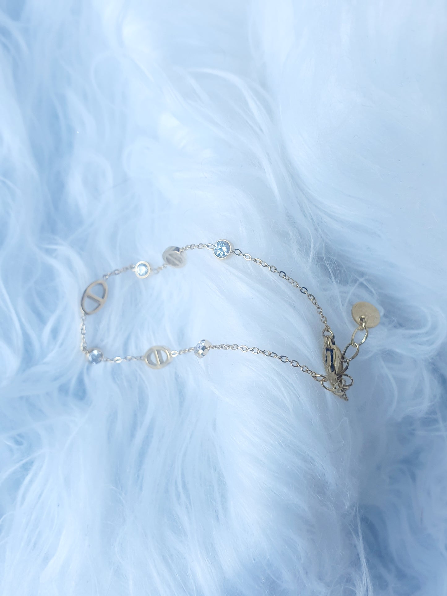 BRACELET DORÉ ÉLÉGANCE RAFFINÉE