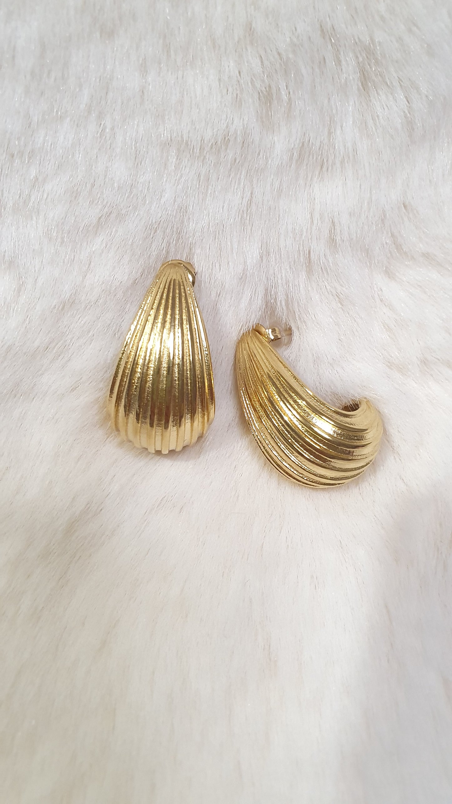 BOUCLES CRÉOLES RAINURÉES VINTAGE