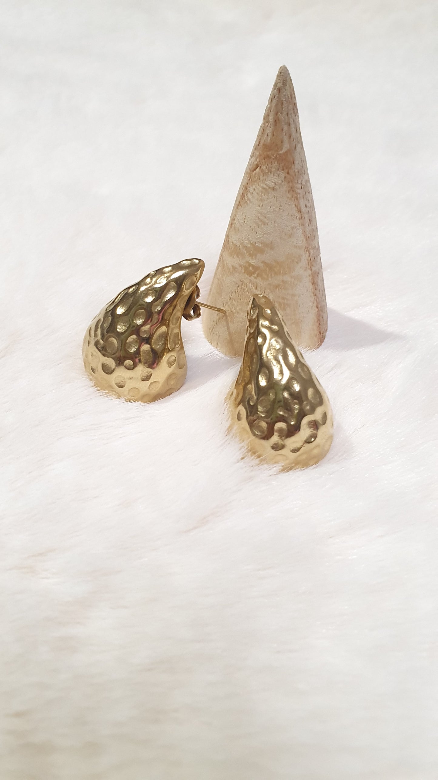 BOUCLES D'OREILLES GOUTTES TEXTURÉES