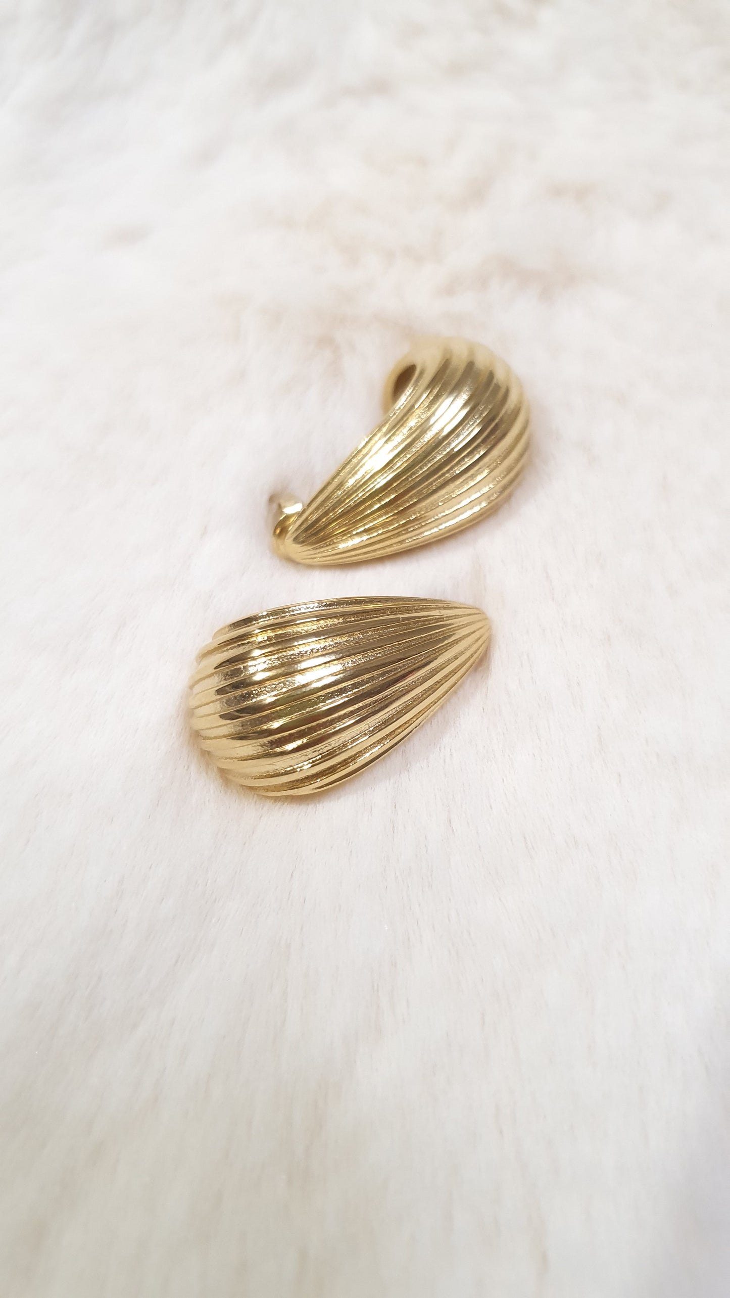 BOUCLES CRÉOLES RAINURÉES VINTAGE