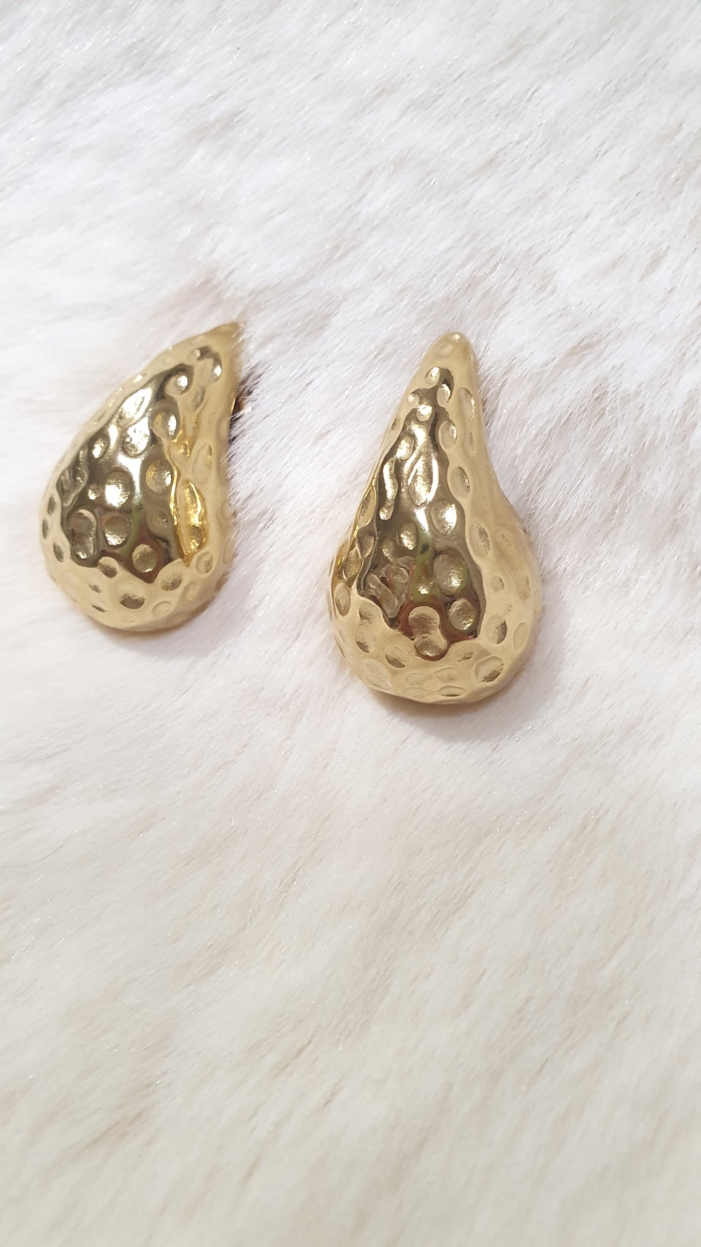 BOUCLES D'OREILLES GOUTTES TEXTURÉES