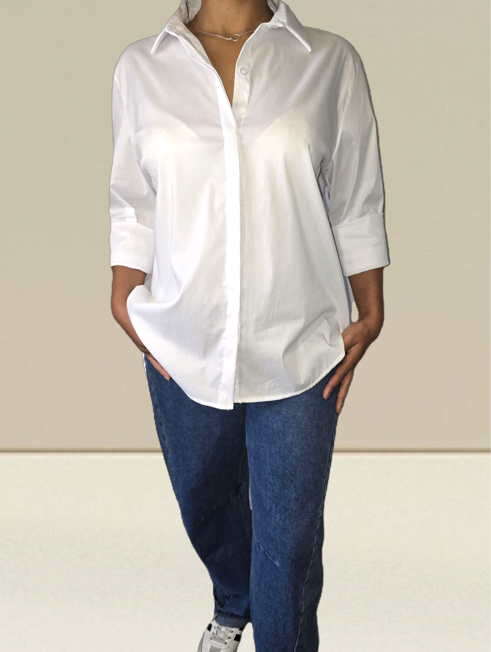 CHEMISE BLANCHE CLASSIQUE ET MODERNE