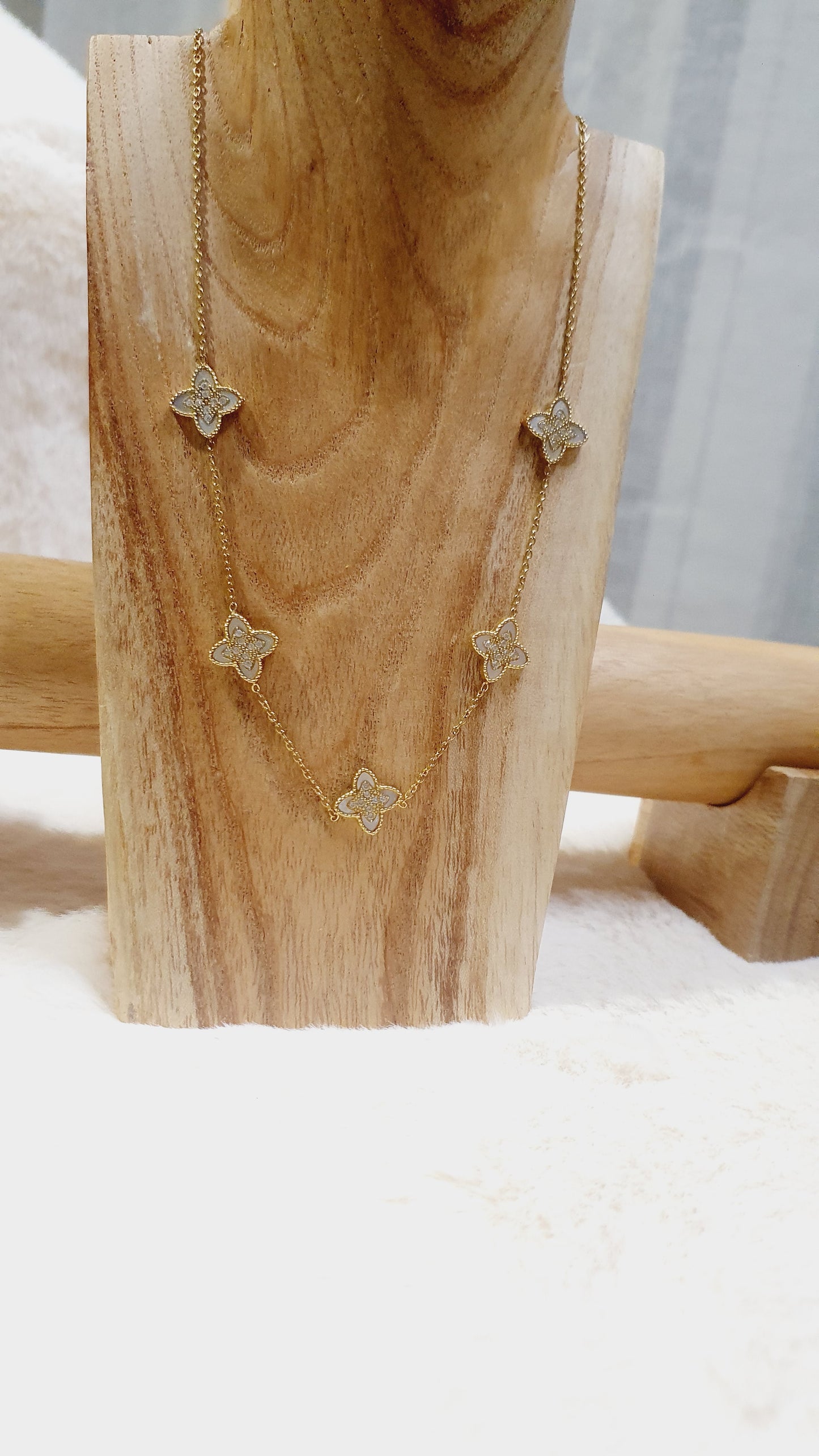 COLLIER PENDENTIFS ÉLÉGANTS