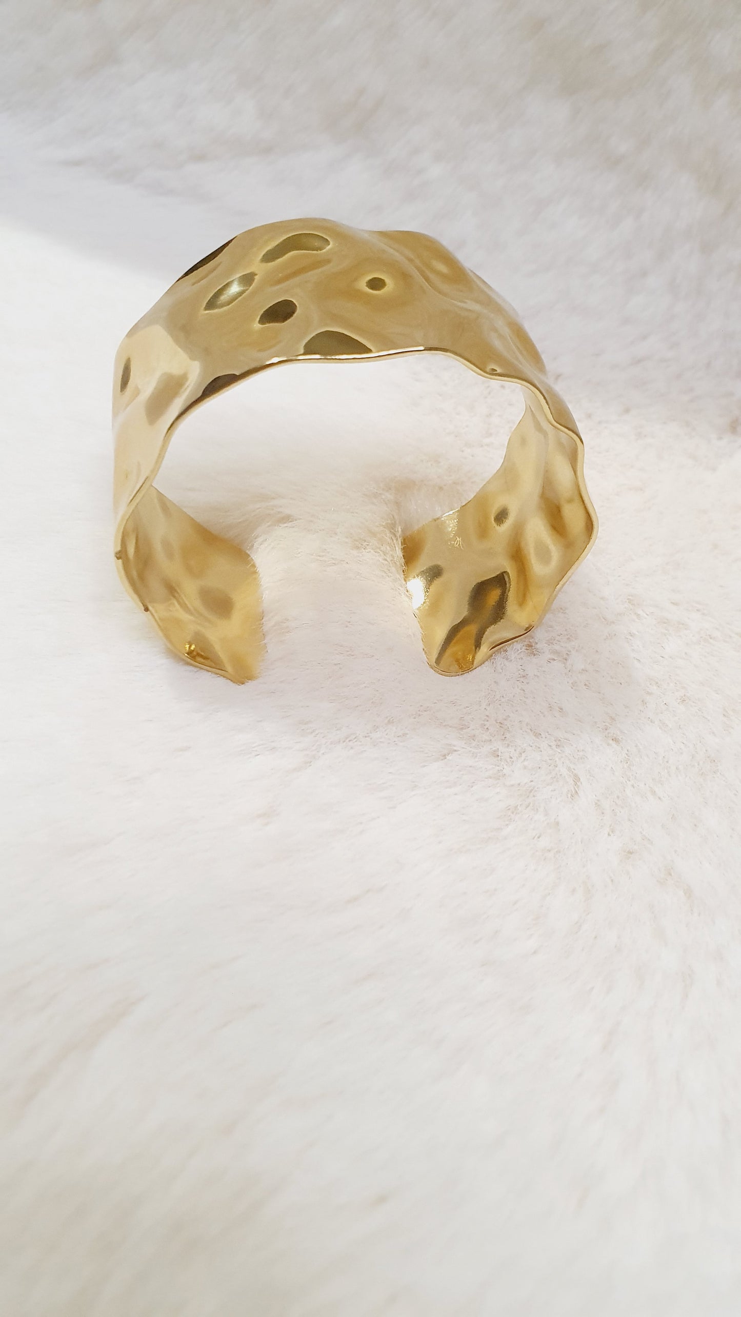BRACELET MANCHETTE DORÉ  ÉLÉGANCE UNIQUE