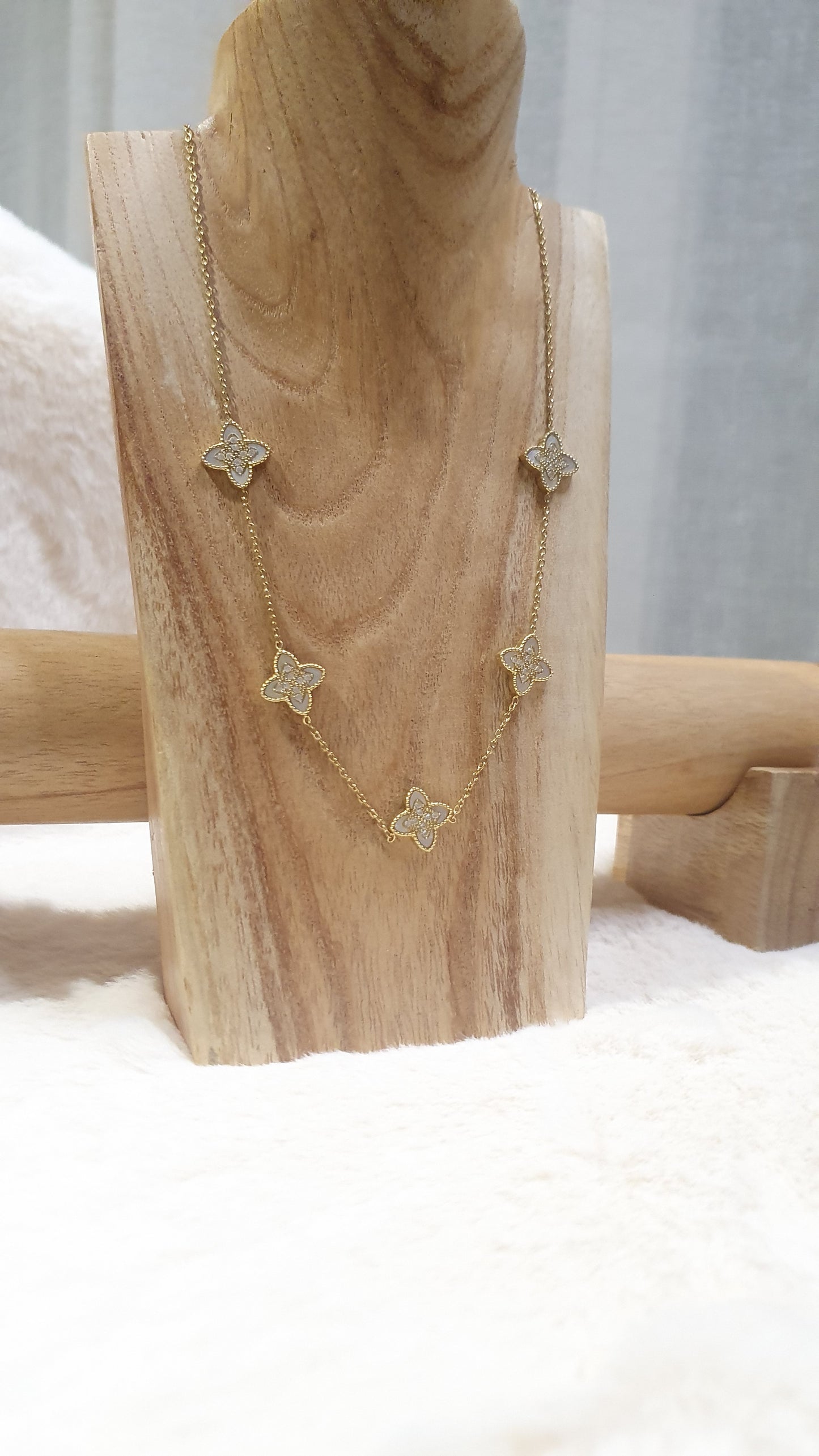 COLLIER PENDENTIFS ÉLÉGANTS