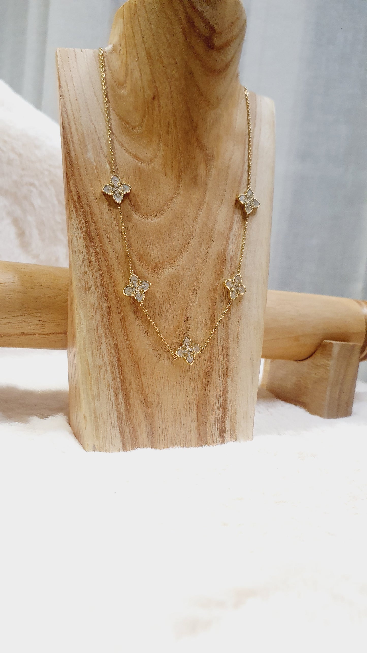 COLLIER PENDENTIFS ÉLÉGANTS